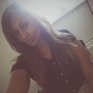 Meet your Posher, Kendra